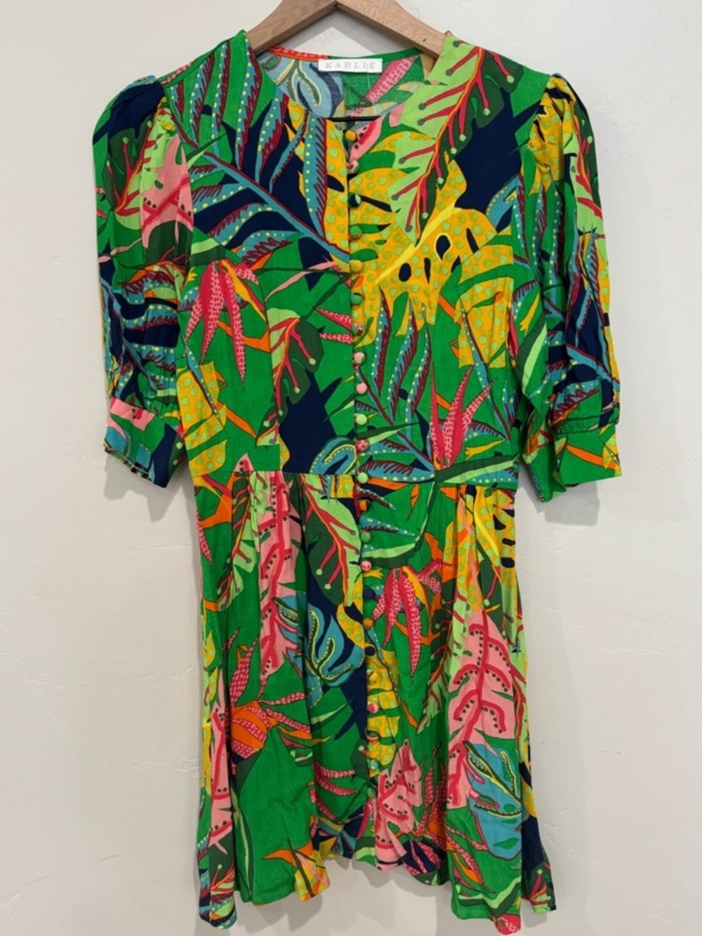 NWOT Karlie Tropical Print Dress Size Small Puff Sleeve Mini Sun Dress Vacation